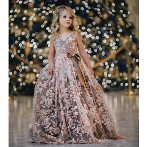 Luxury Flower Girl Dresses Pearls Embroidery Appliques Kids Kids Wedding Dress Beautiful Girls Pageant Party Gowns