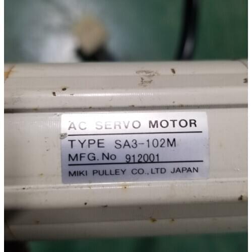 SA3-102M servo motor , used in good condition . 85% appearance new , good working , free shipping
