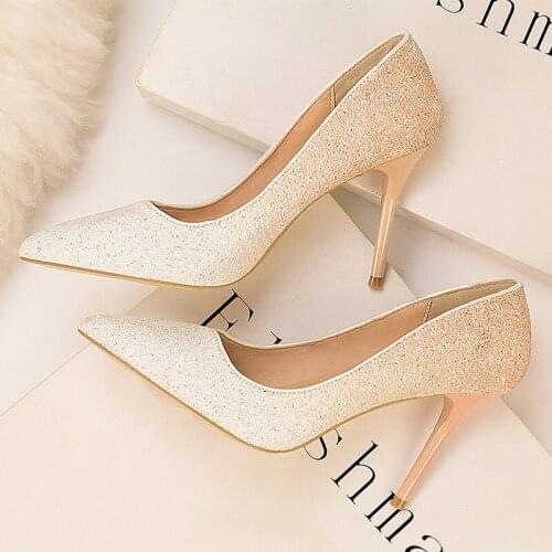 Women Shoes Pointed Toe Pumps Sequined Cloth Slip On 9CM Thin High heels Rhinestone Bling Shallow Party Wedding shoes for women