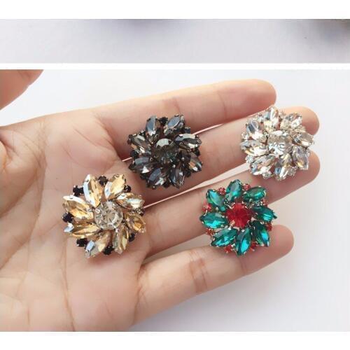 Flower sequins Rhinestones Beaded patches for clothing parches termoadhesivos para ropa stickers for clothes