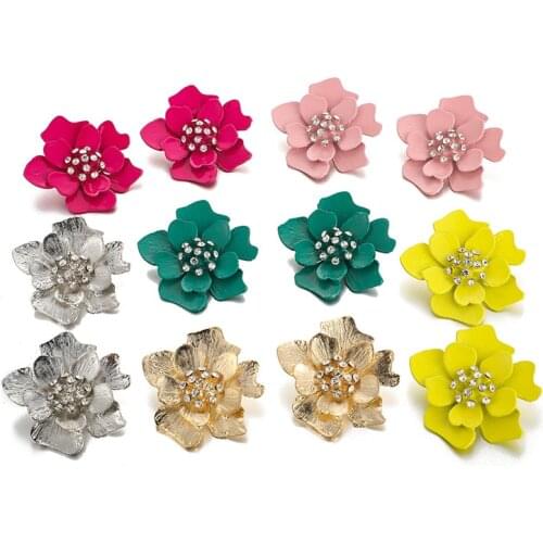New Arrival Winter Colorful Blooming Big Flower Post Earring Fashion Woman Simply Dimensional Design Crystal Petal Earrings