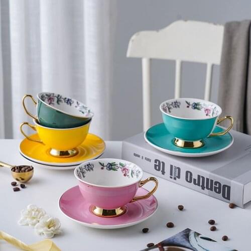 Europe Porcelain Coffee Cup With Saucer Spoon Free 200ml Luxury Ceramic Mug Teacup Office Kitchen Party Drinkware Gift For Women