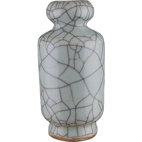 China Old Porcelain Vase Blue Cracked Glazed Ornamental Bottle