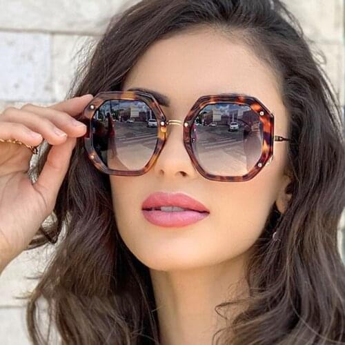2021 Big Frame sunglasses women New trends Square Brand Designer black Big Frame Vintage Sun Glasses Female oculos UV400