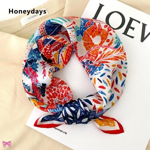 New Spring Ladies Sweet Print 100% Silk Square Scarf Quality Handkerchief Silk Scarfs for Bag Temperament Occupation Neckerchief