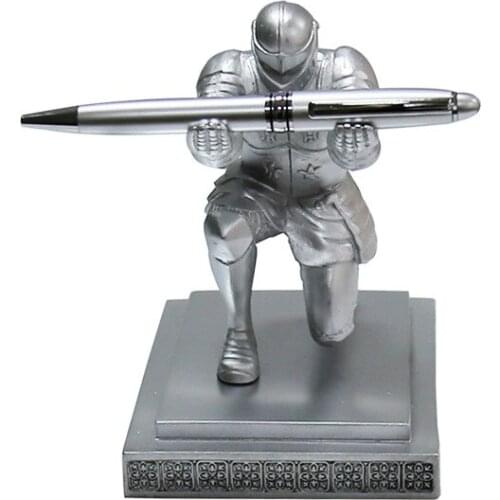 Stainless Steel Pen Holder Knight Soldier Figures Pen Holder Pencil Stand Desk Organizer Home Office Pen Organizer Holder Decor