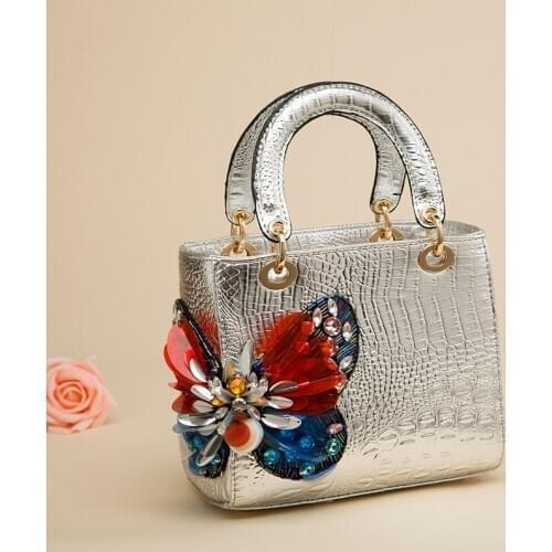 2020 New Diamond-encrusted Womens Crocodile Pattern Tote Bag Butterfly Design Princess Female Messenger Bag Scarf Shoulder Bags