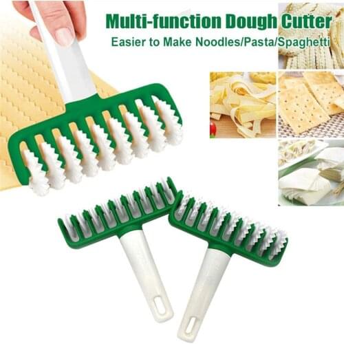 Plastic Noodles Cutter Baking Accessories Dough Divider Cookie Cutter Manual Roller Blade Noodle Knife Pasta Maker Kitchen Tools
