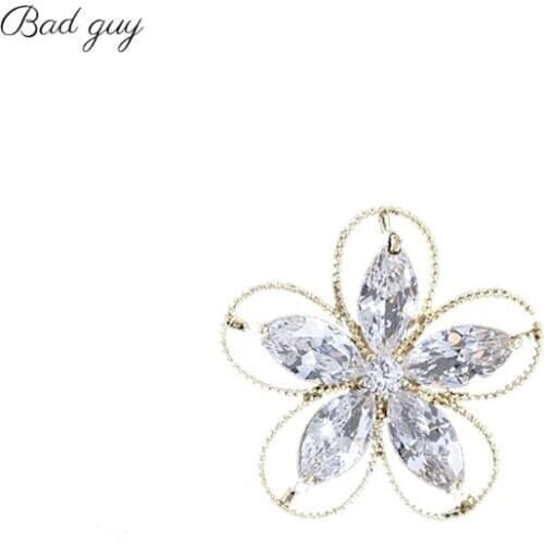 Bad Guy Flower Zircon Brooch Pin Shiny Gem Brooches for Women Cute Metal Flower Weddings Party Office Brooch Pins Gifts