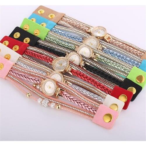 Retro-style decorative watches, clothing matching Beautiful Fashion Bracelet Watch Ladies Watch Round bracelet watch