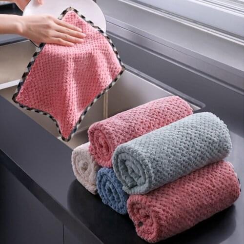 Kitchen Daily Dish Towel Coral Fleece Cloth Rag Table Clean Non-sticky Water Absorption Wipe Hands And Table Household Cleaning