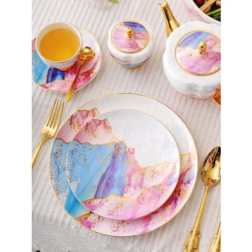 High-grade European bone China Phnom Penh Western food dish home ornaments hanging plate ornaments room ornaments