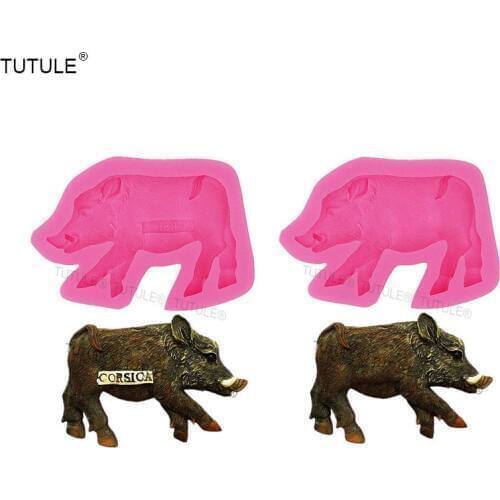Gadgets- Boar biscuit cookie gingerbread mold-Cute pig silicone soap mold cake biscuit chocolate jelly pudding mold