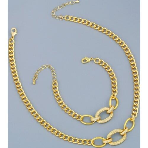 FLOLA Cuban Curb Link Chain Necklace For Women Crystal Gold Thick Chain White Stone Pendant Necklace Punk Jewelry Gifts nkes08