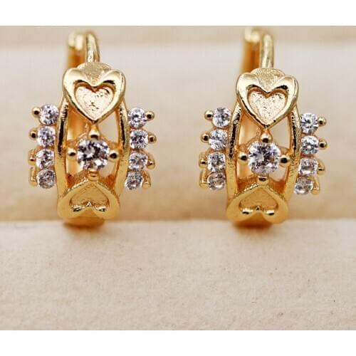 New Punk hoop earrings Earrings for women Gold Plated White Zircon Circle Hoop heart Earrings Trendy Jewelry for Party Wedding