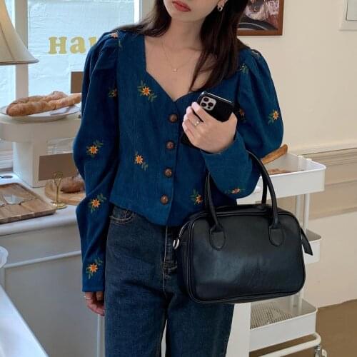 Retro V-neck Puff Sleeve Short Long Sleeve Slim Shirt 2021 Fall/Winter Korean Elegant Corduroy Embroidered Top
