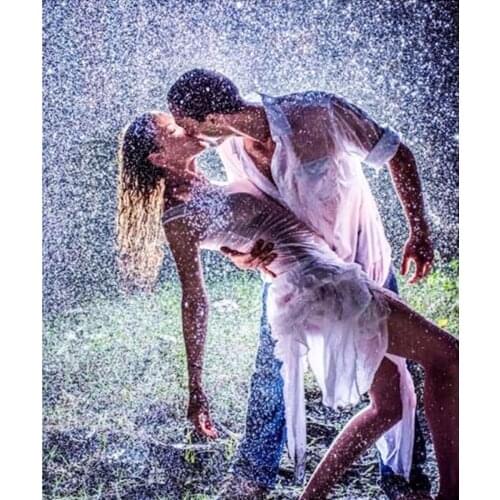 5D DIY Diamond Painting Painted Mosaic Embroidery Lovers Kissing In Rain Cross stitch Embroidery Crafts Decoration