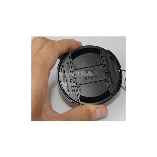 JETTING Digital Camera 67mm Lens Cap Center Pinch Snap-on Front Lens Cover Holer for Canon Nikon Sony Lens with Anti-lose Cord
