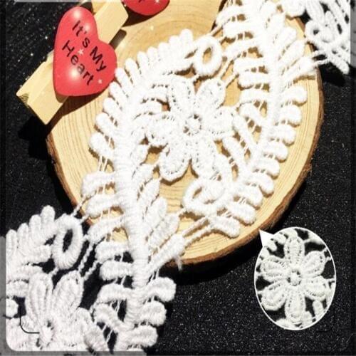 Delicate Wedding Flower Hollow-out Lace Trim Polyester Applique Sewing Trims Craft 5cm
