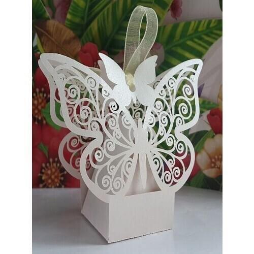 New Arrival Butterfly Hollow Paper Candy Boxes Gift Bags DIY Wedding Favor Baby Shower For Decoration Supplies