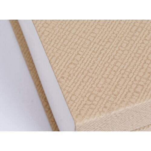 Luxury magnetic closure gift box gold hot stamping logo white paper gift box packaging ---DH11451