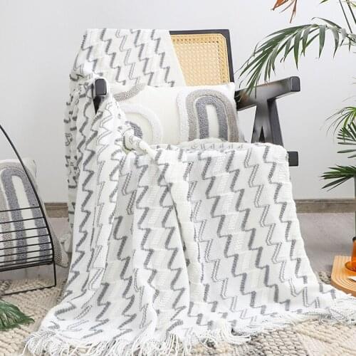 Nordic modern gray and white knitted blanket shawl model room sofa towel home Hotel decoration bed end towel soft blanket throw
