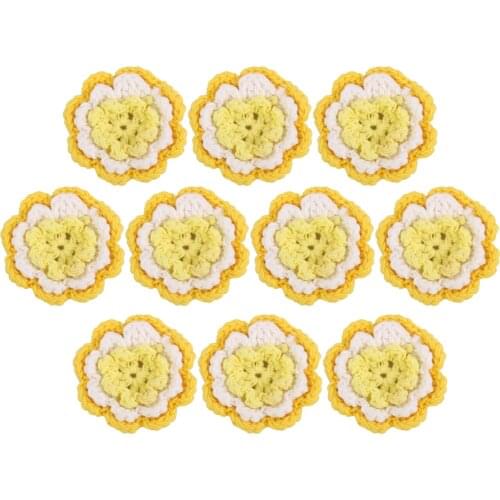 Hand Knitted Yarn Flower Brooch Corsage DIY Craft 4 Colors 2 Sizes
