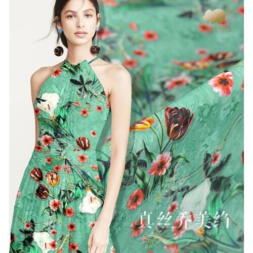 Silk Qiaomei Crepe Green Bouquet Silk Fabric Mulberry Silk Digital Printing Cloth Clothing Women 's Dress