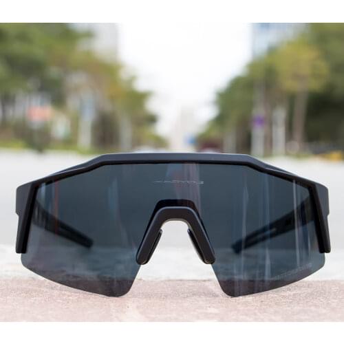 Kapvoe Cycling Sunglasses UV400 Men/Women Outdoor Cycling Sports MTB Eyewear Riding Bicycle Goggles Photochromic Glasses