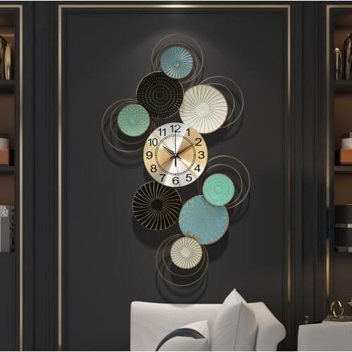 Large Nordic fashion light luxury wall clock living room home creative wall watch mute net red decorative wall clock