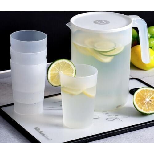 Pitcher Water 2L Plastic Cold Water Bottle And Cups Set Home Large Capacity Water Jug With Handle Juice Pitcher Jug For Juices