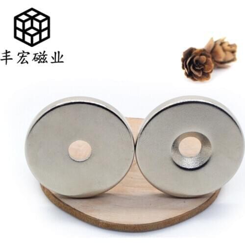 Round Strong Magnet NdFeB Iron Absorbing Stone Countersunk M5 Screw Magnetic Steel 30*3 Hole 5
