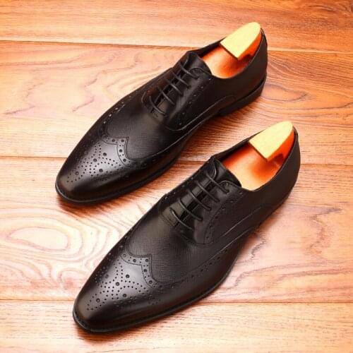 2021 Mens Spring Summer Genuine Leather Shoes Men Handmade Business Dress Formal Shoes British Carved Cowhide Leather Shoes