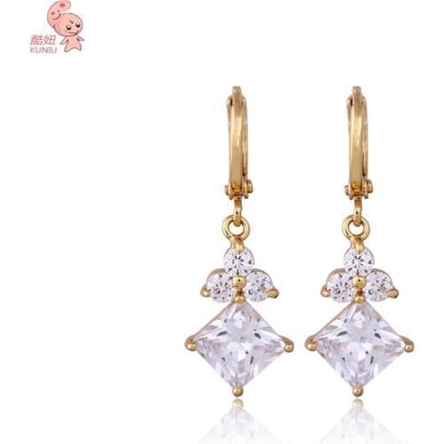 KUNIU Dangle Earrings