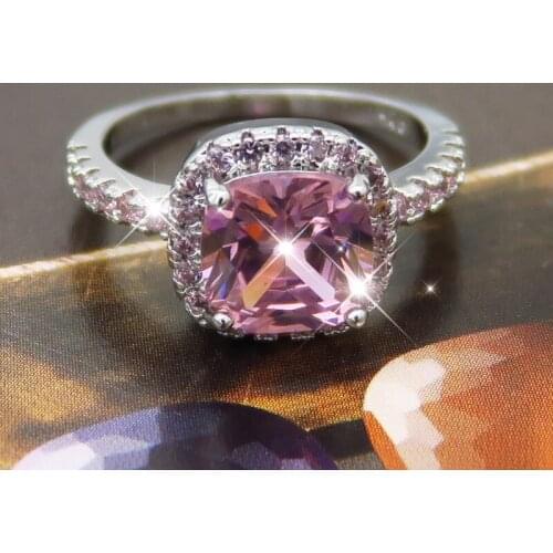 New Design square Pink Zircon Women Finger Ring Beautiful Weeding Bridal Party Ring Elegant Lady Best Gift Fashion Rings Jewelry
