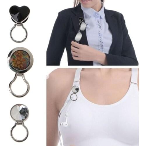 Magnetic Metal Eyeglass Badge Holder Reader Eyewear Sunglasses Holder Safety Brooch Pins Round Heart Crystal Brooches
