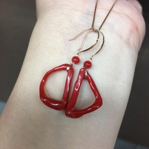 Wholesale Red Sardine Coral Earrings Natural 18K Gold Inlaid Mothers Day Gift Circle Shape Letter Aretes De Mujer Pendientes