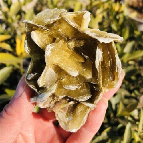 120-150g Natural rough golden mica stone raw lepidolite crystal rock stone