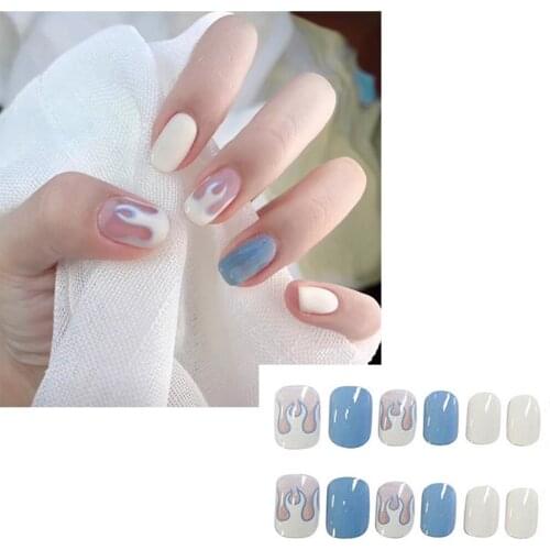Sweet Fresh Blue Fake Nails Round White Fire Pattern Design Full Cover False Nails Artificial Nail Art Tips 2021 New