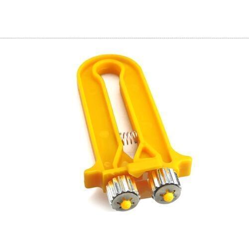 1 Pcs Beekeeping Bee Wire Cable Tensioner Crimper Frame Hive Bee Tool Nest Box Tight Yarn Wire Beehive Beekeeping Equipment