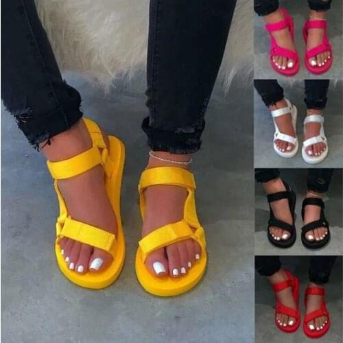 New Women Spring/Summer New Soft-Slip Non-Slip Sandals Foam Sole Durable Sandals Ladies Outdoor Beach Slippers