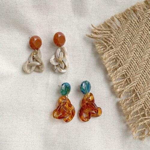 U-Magical Vintage Geometric Round Arcylic Chunky Chain Dangle Earring for Women Contrasted Earring Jewelry Chic Accessories