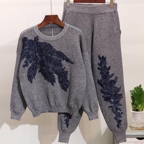 2020 Autumn Women Embroidered Sequins Flower Long Sleeve Sweaters + Casual Pants Two Piece Student Knitted Tracksuit Women Set