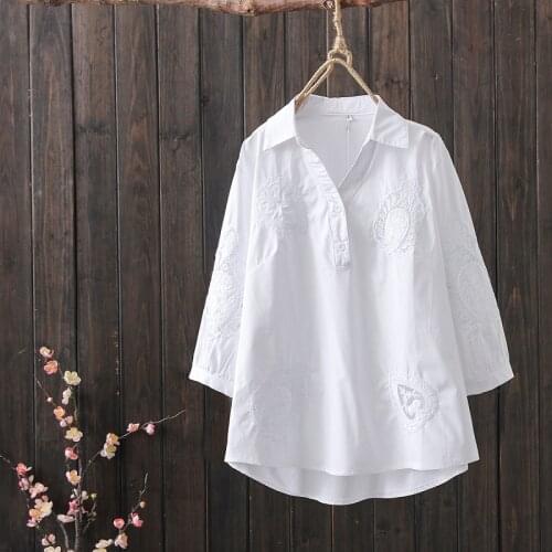 Lace Hollow Out White Women Shirts Summer New 2021 Turn-Down Collar Solid Loose Elegant Office Lady Outwear Tops