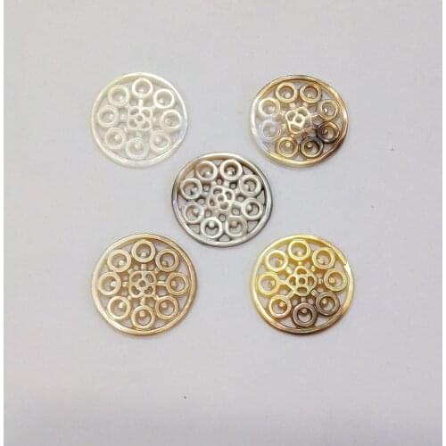 Fashion Natural Shell Fancy DIY Hollow Flower Pendant Shell Hand-carved Exquisite Pendant Jewelry Making Crafts Necklace Earring