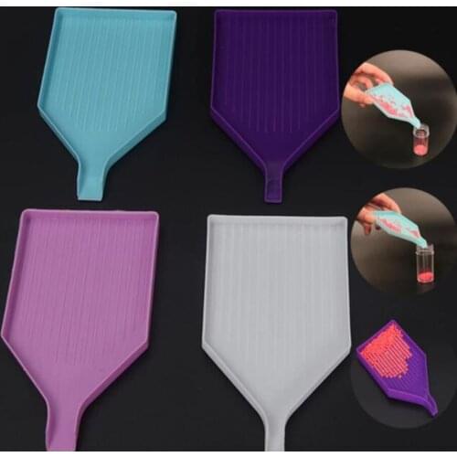 20/30pcs Tray Diamond Point Drill Plate Diamond Painting Accessories Diamond Embroidery Essential Tools Square Round Bead New