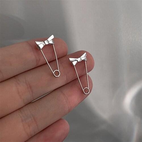 Simple and Unique Paperclip Design Female Hip Hop Earrings