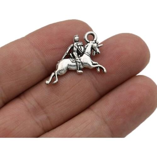 JAKONGO Antique Silver Plated Horse knight Charm Pendants for Bracelet Jewelry Accessories Making DIY 17x25mm 10pcs