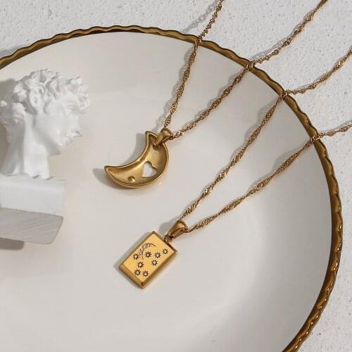 Hot Trendy Gift Elegant And Beautiful Moon Zircon Tarnish Free Hypoallergenic Stainless Steel Gold Necklace For Women