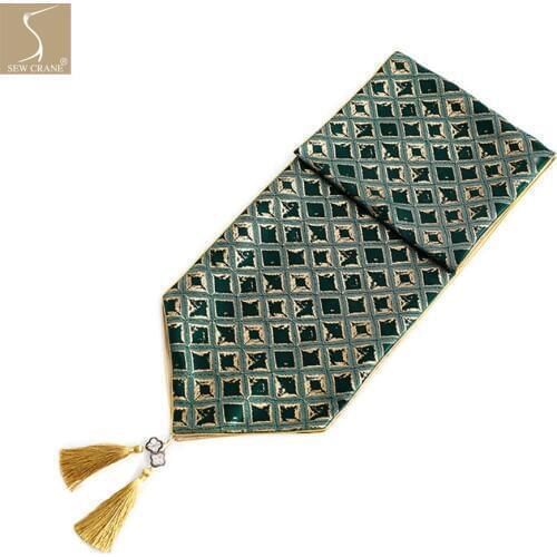 Modern Diagonal Checks Jacquard Table Runner With Tassel